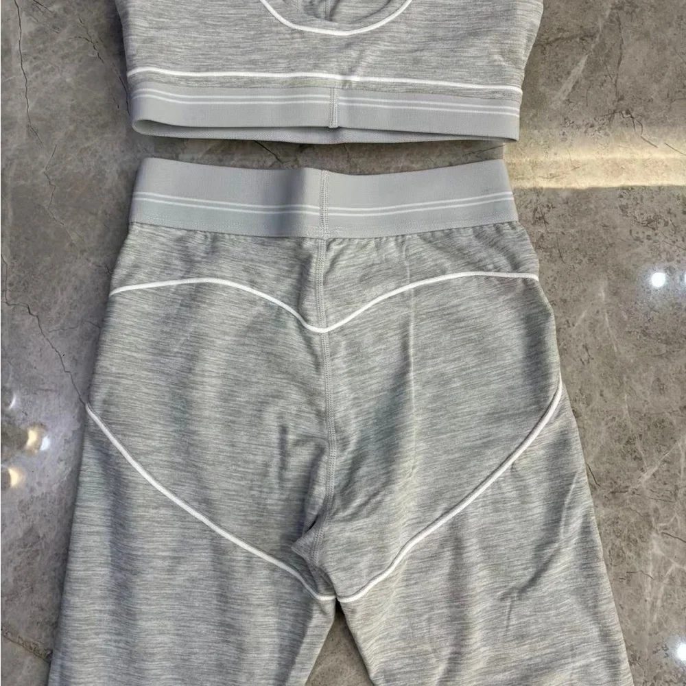 ALO Yoga seamless two